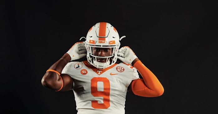 2024 3-star DL Nasir Smith during an unofficial visit to Tennessee. (Photo courtesy of Nasir Smith)